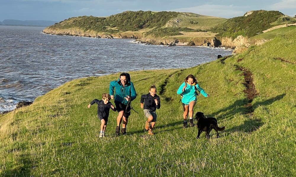 Family activities in Port Eynon - coastal walks with children and dog